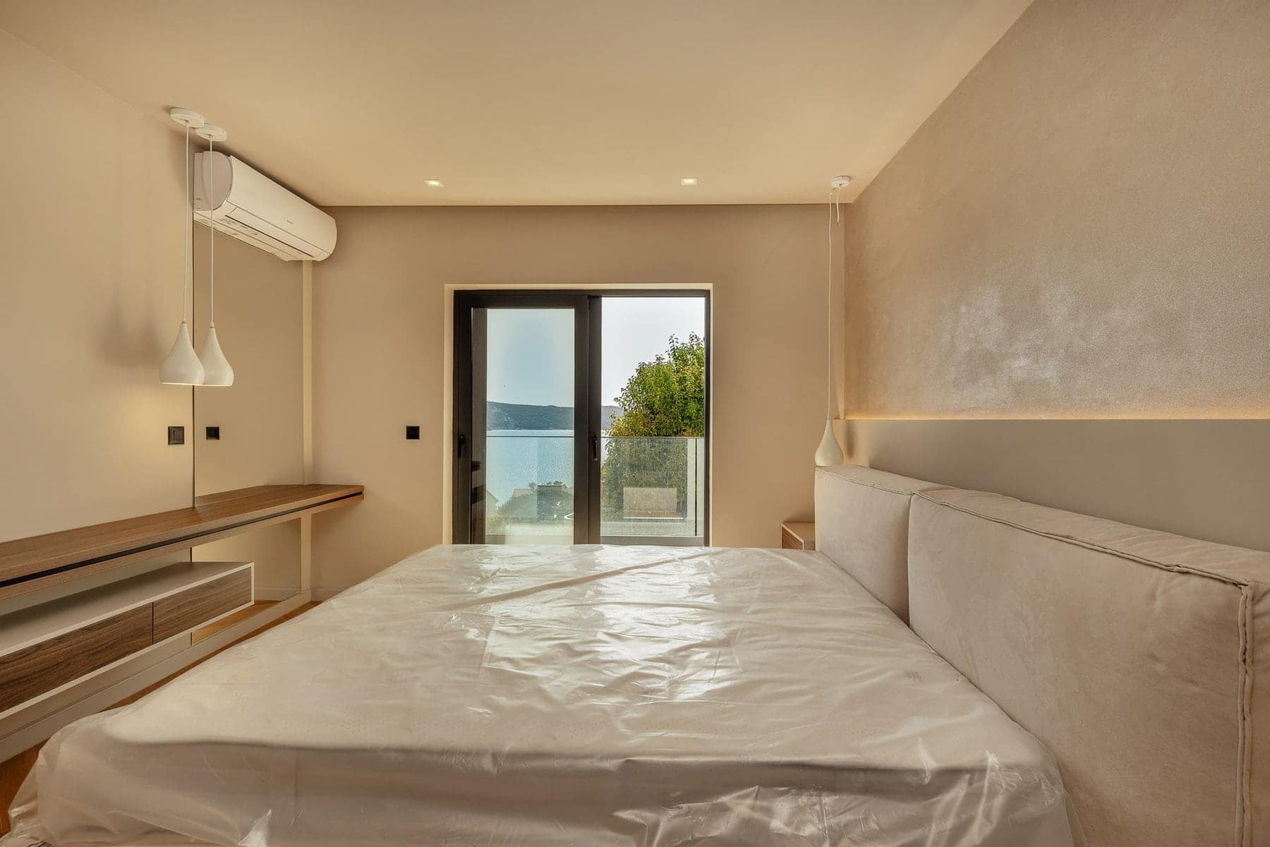 Savina 2bdr Sea View Apartment (14)