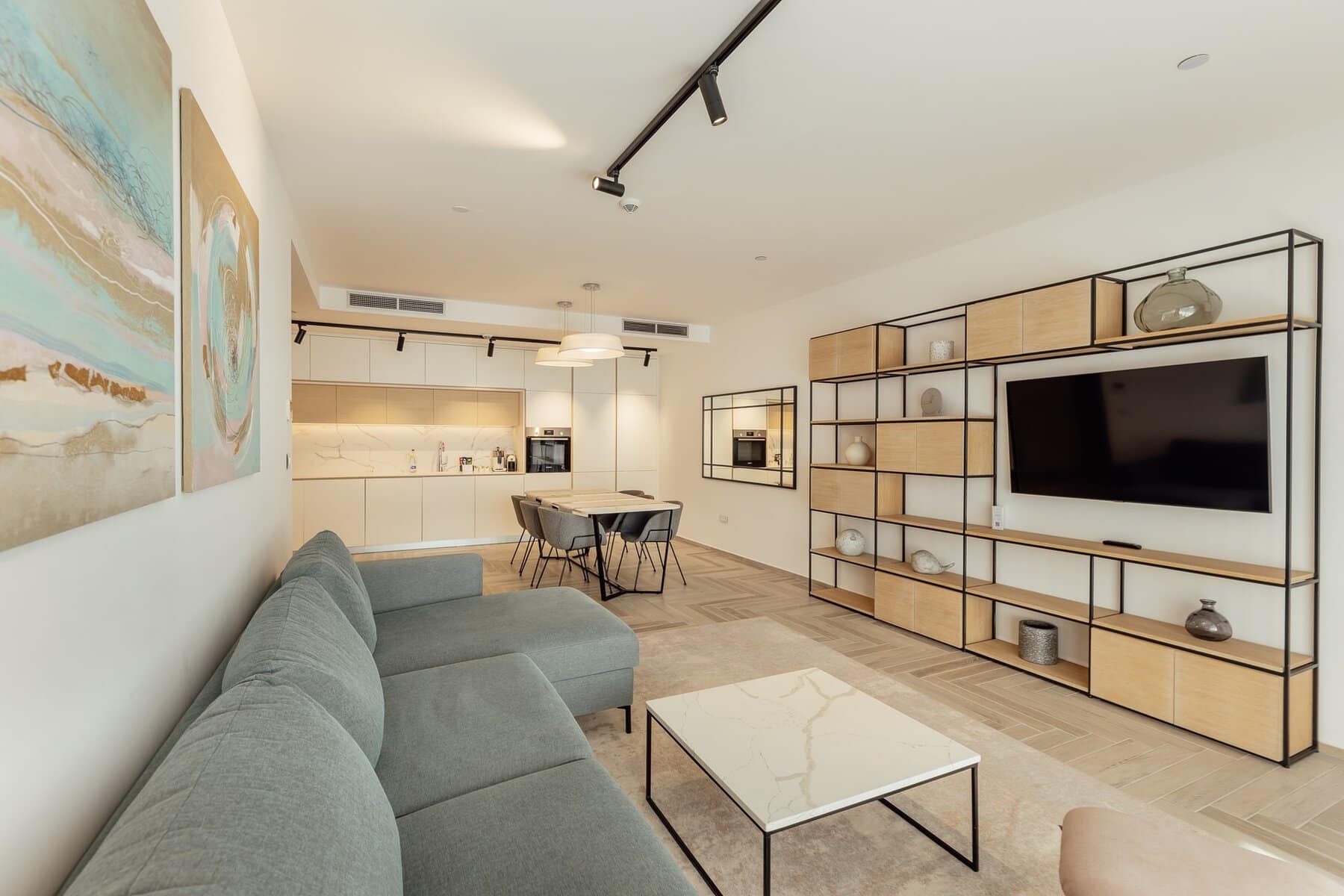 Exclusive 2bdr Apartment Lazure (7)