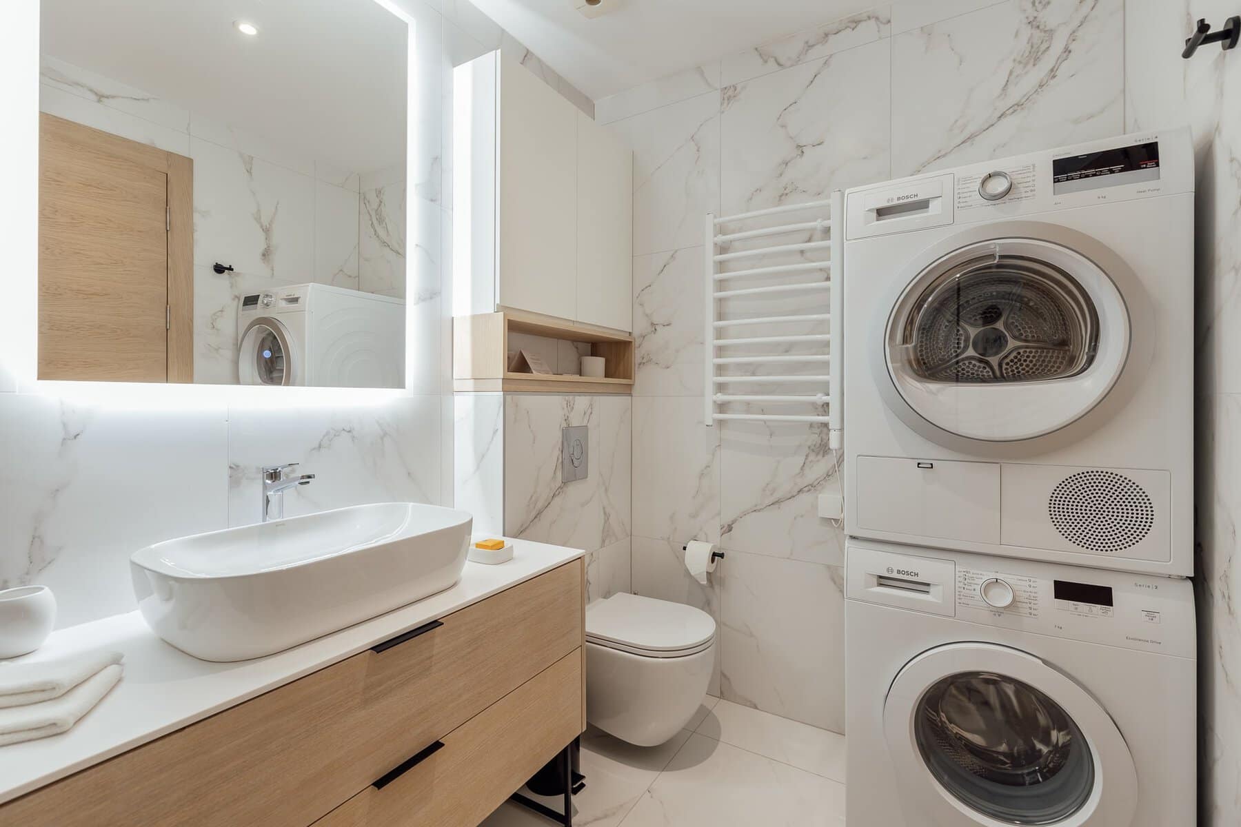 Exclusive 2bdr Apartment Lazure (18)