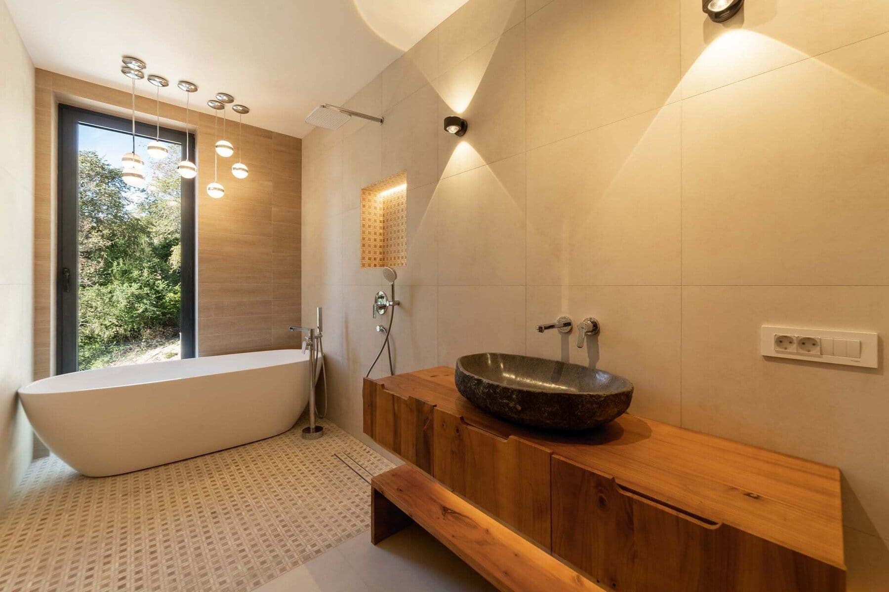 Forest Villa Kavac (24)