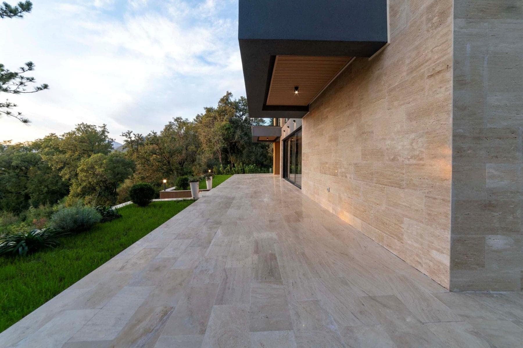 Forest Villa Kavac (27)