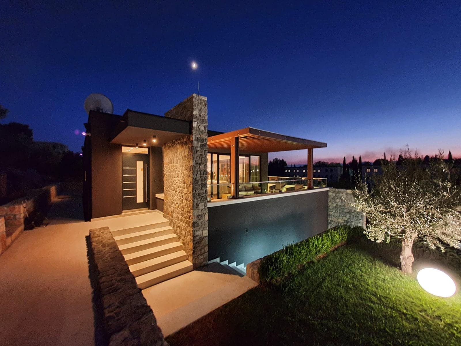 Olive Villa Podgorica,within a gated complex (26)