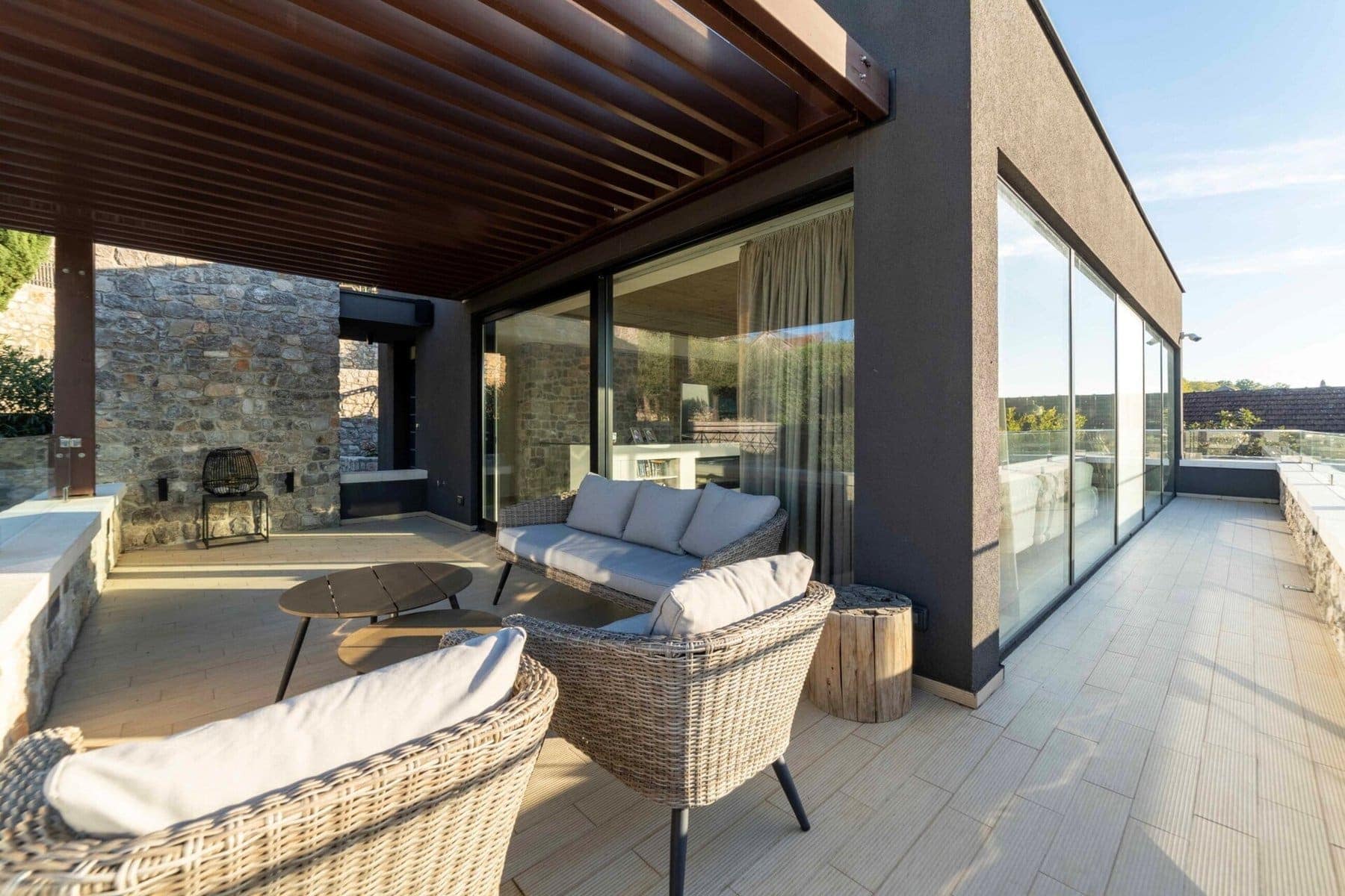 Olive Villa Podgorica,within a gated complex (9)