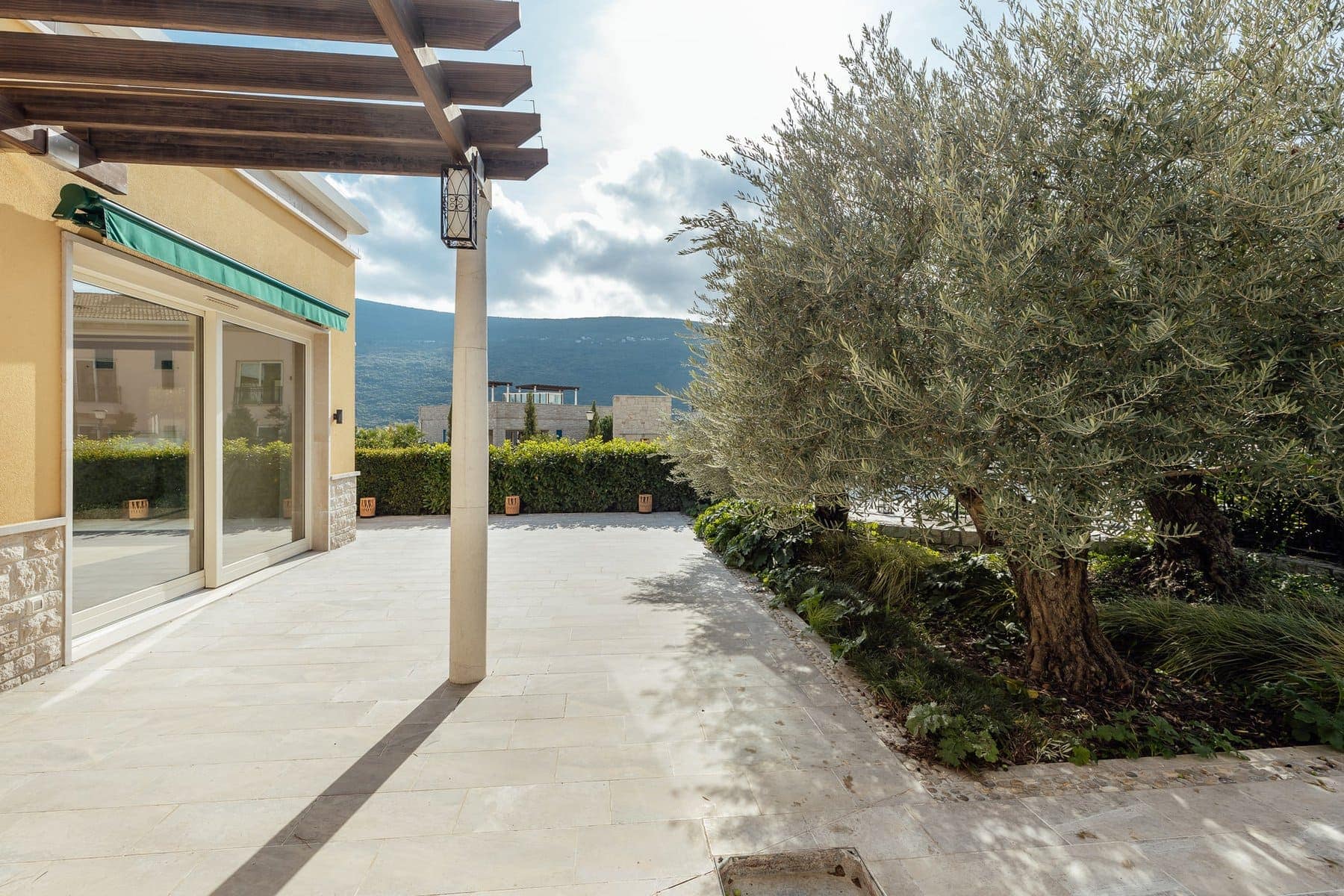 Portonovi Single 3bdr Villa (20)