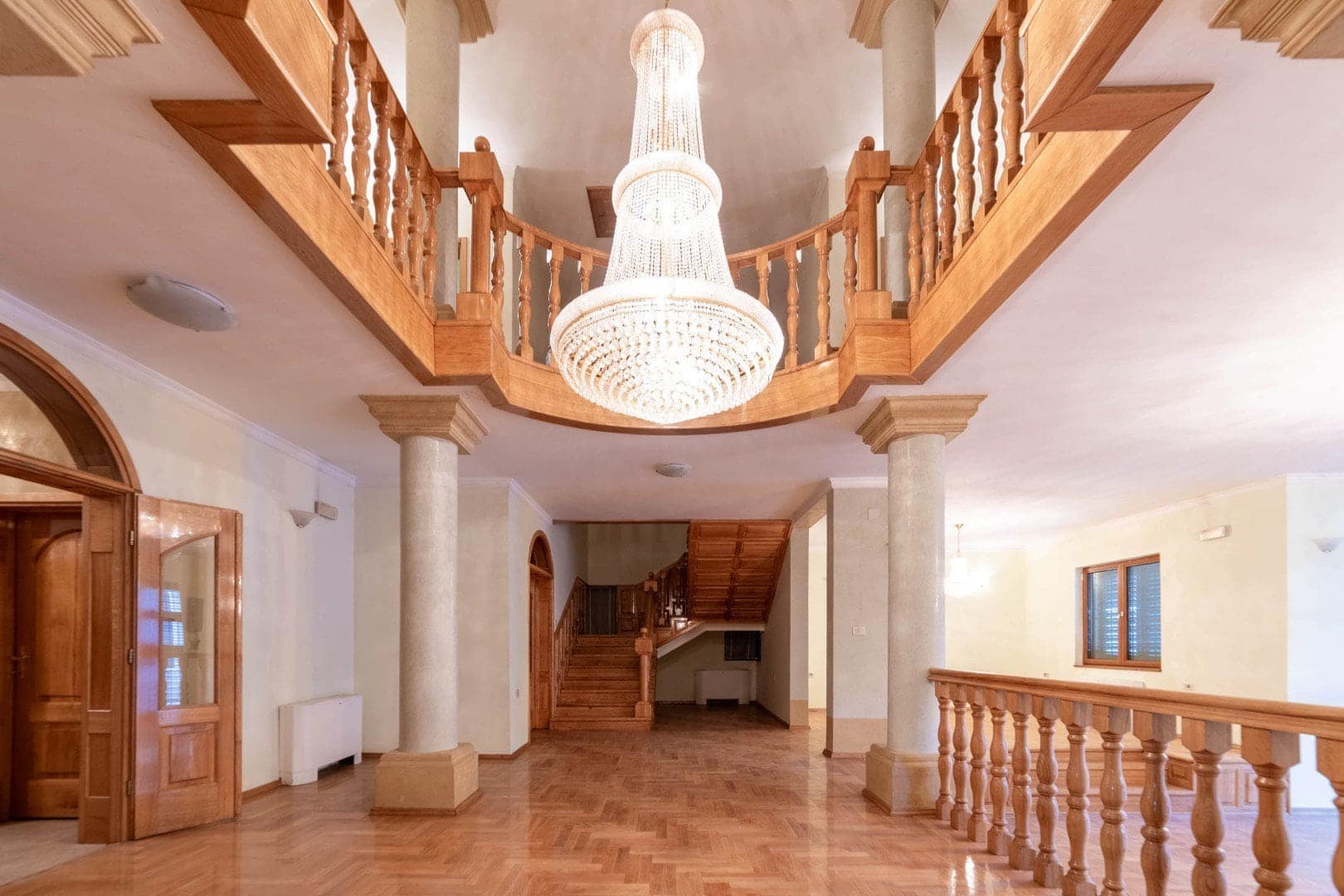 Riverside Family Villa (9)