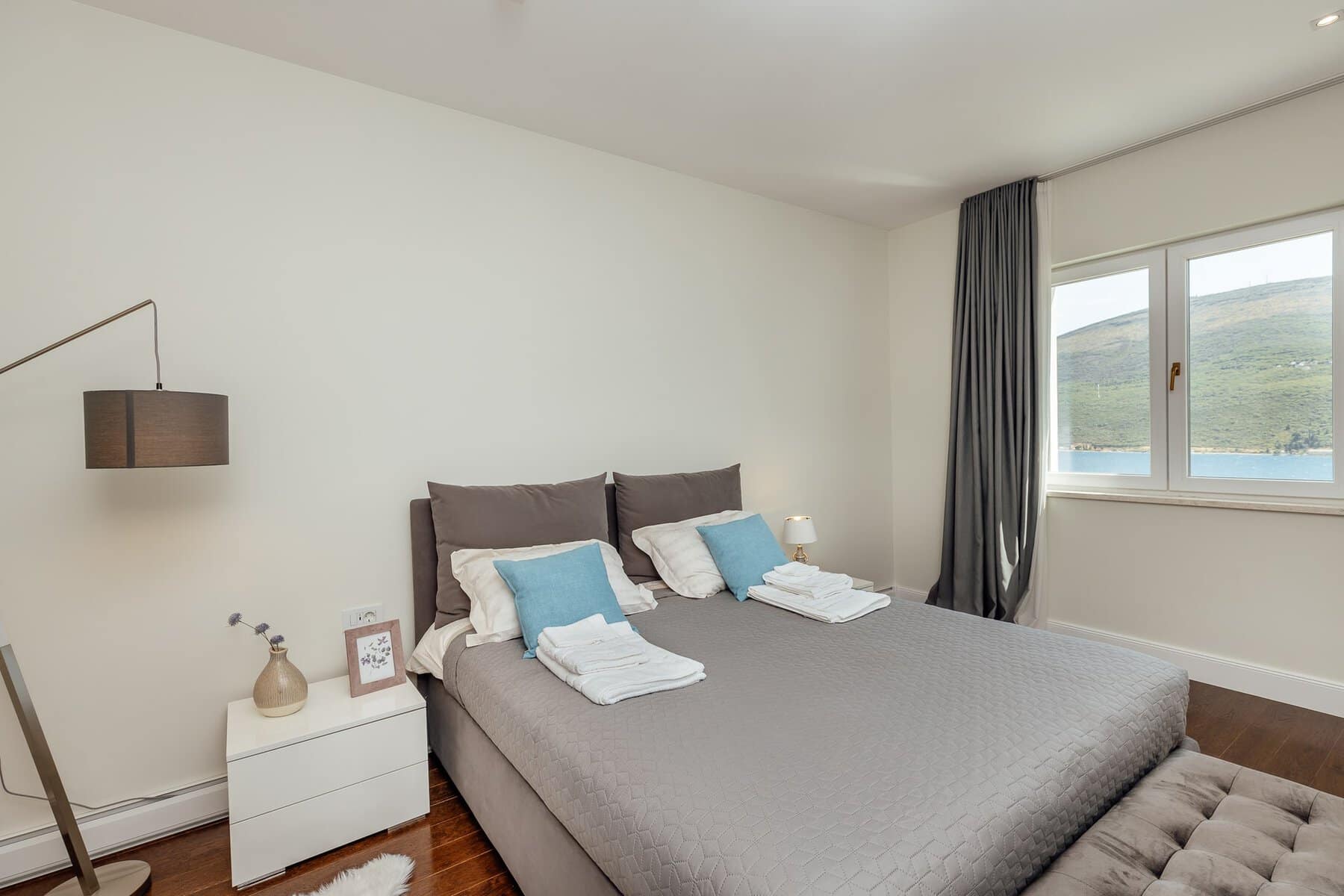 Djenovici Duplex Penthouse (12)