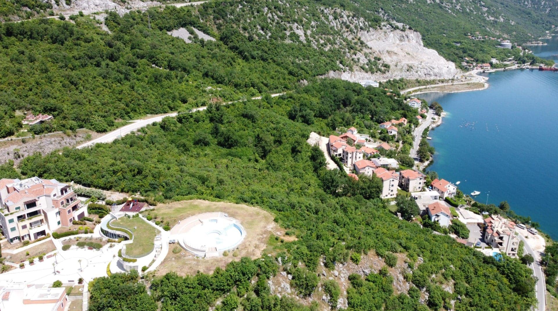 Urbanized land Morinj, Kotor (9)
