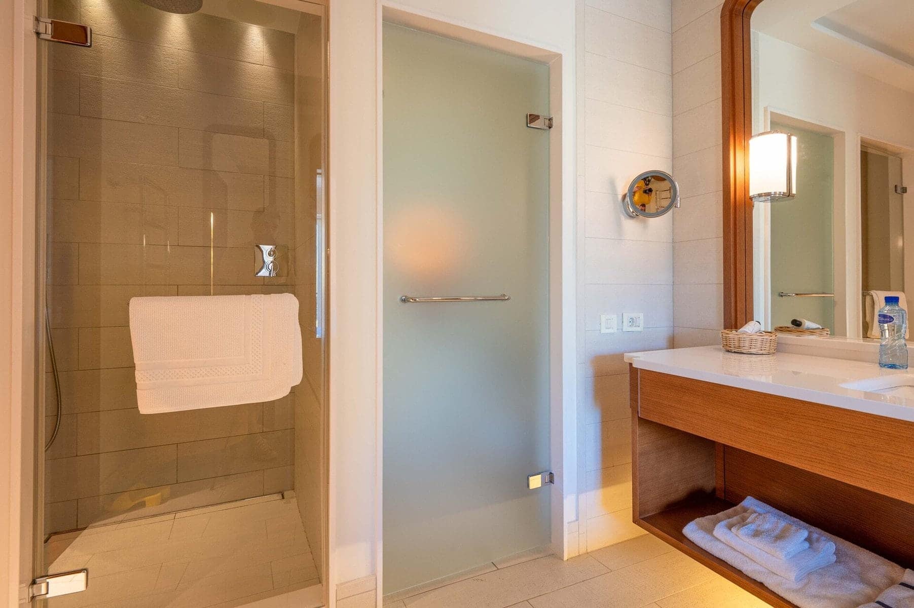 Regent Studio Apartment (8)
