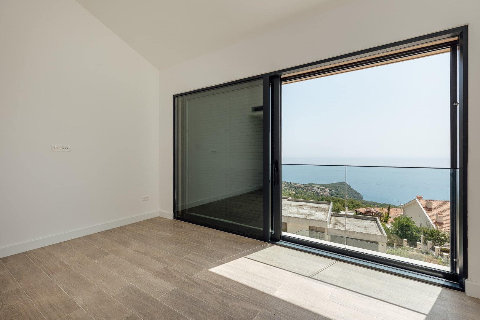 Blizikuce Contemporary 5Bdr Villa (12)