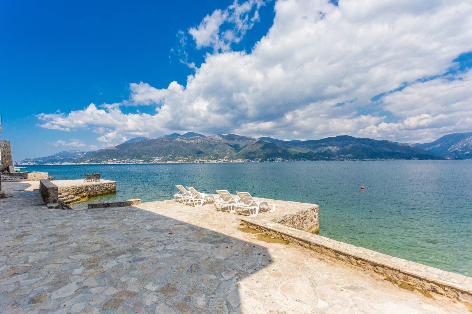 Krasici Waterside Villa (17)