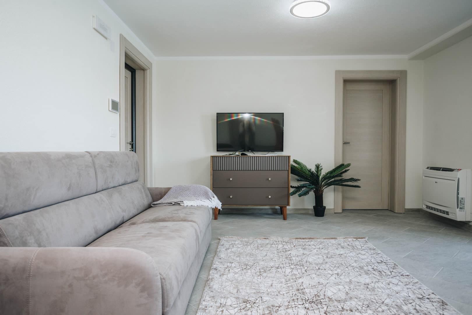 Krasici Waterfront Villa (7)