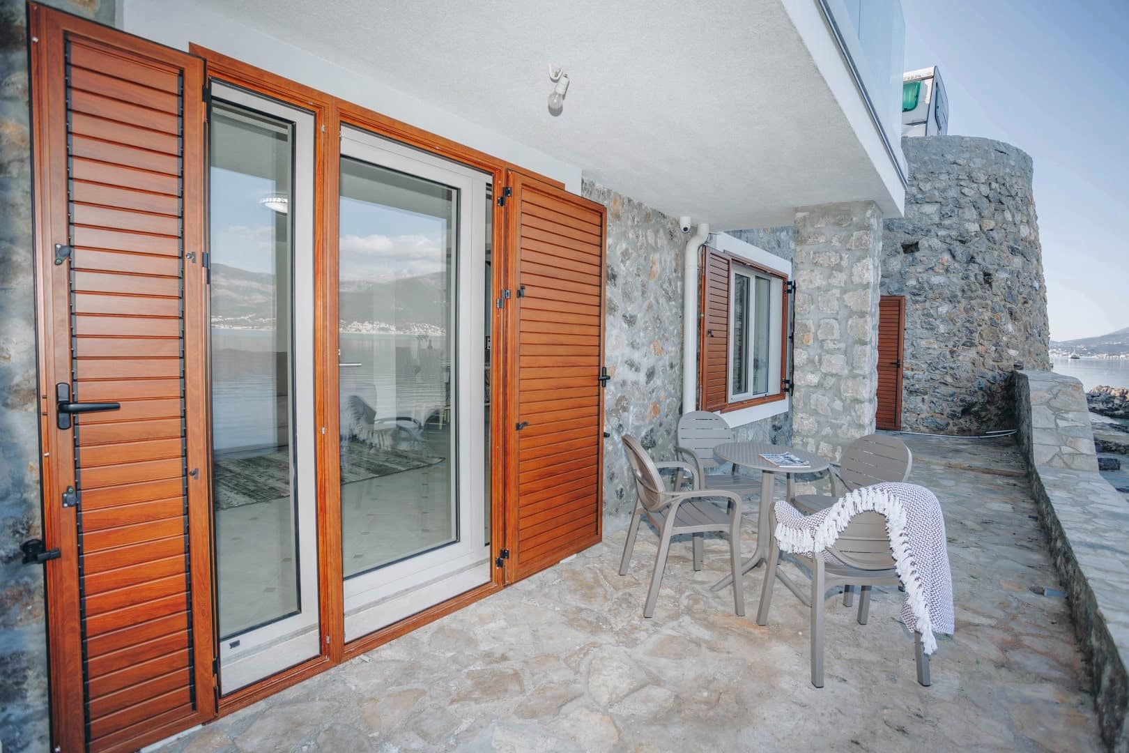 Krasici Waterfront Villa (19)