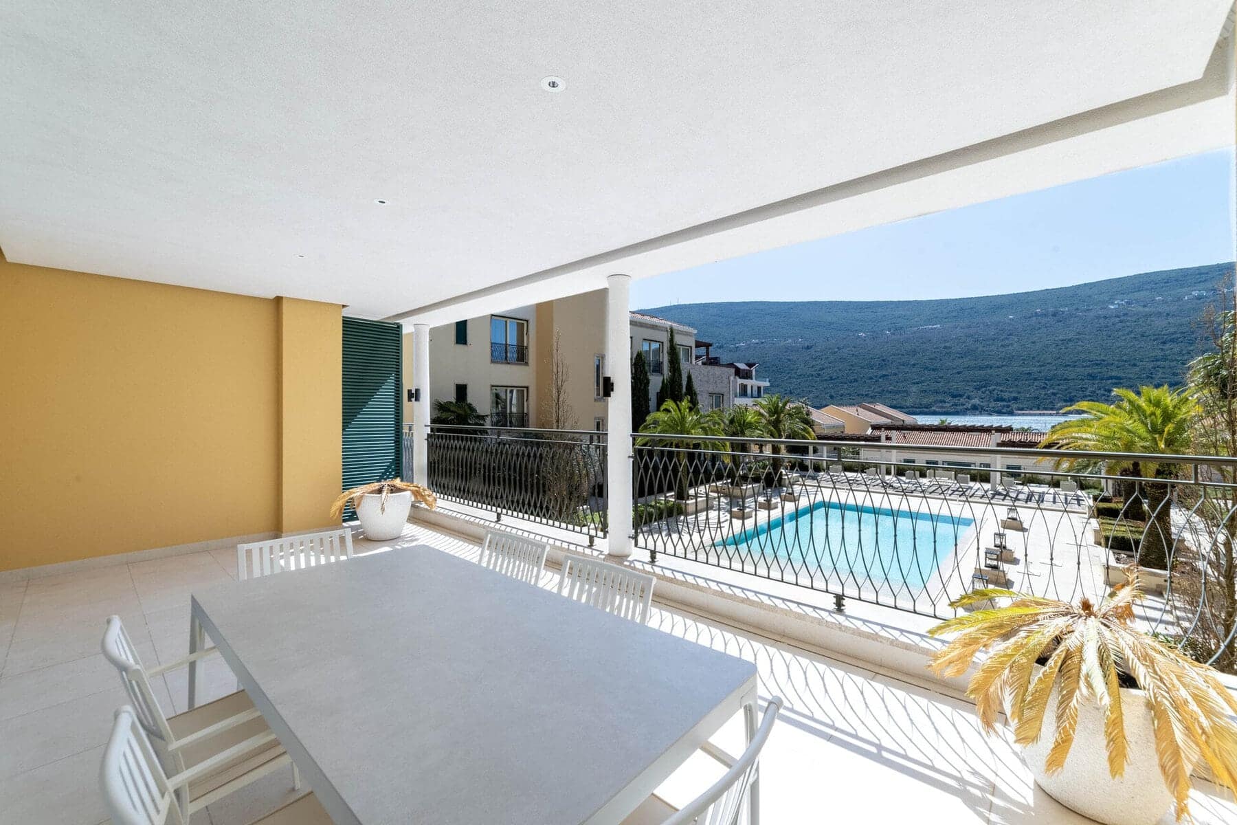 Portonovi Designer Furnished 2bdr Apartment (19)