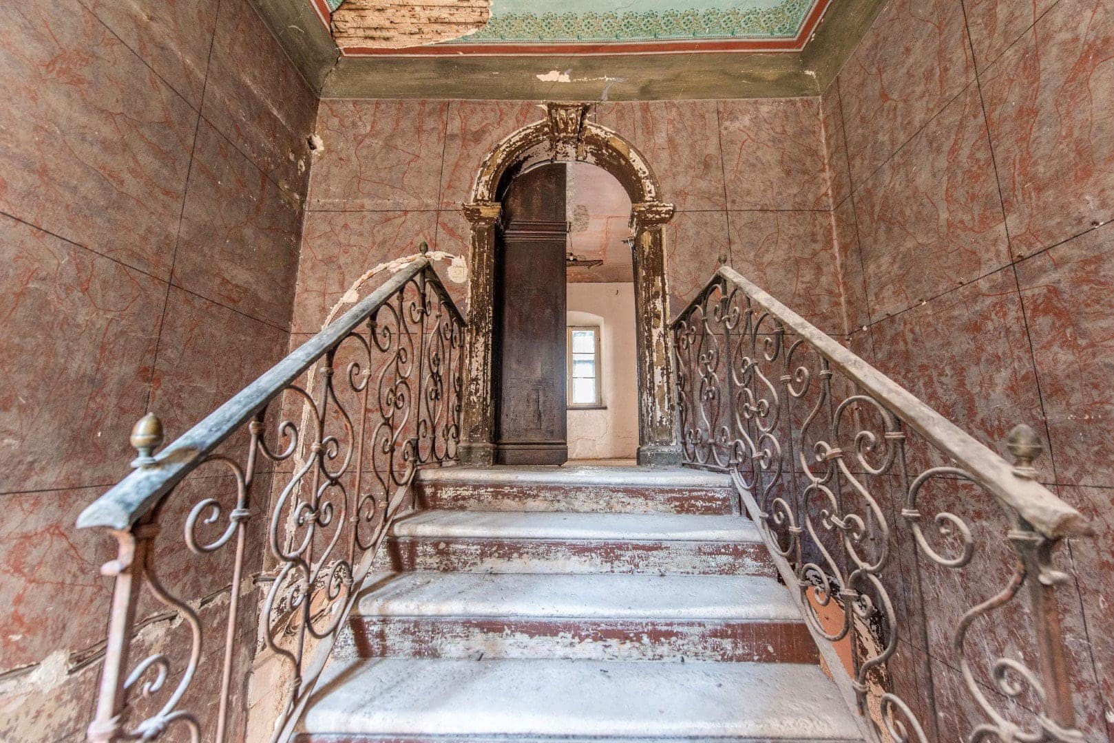 Vrachien Palace (11)