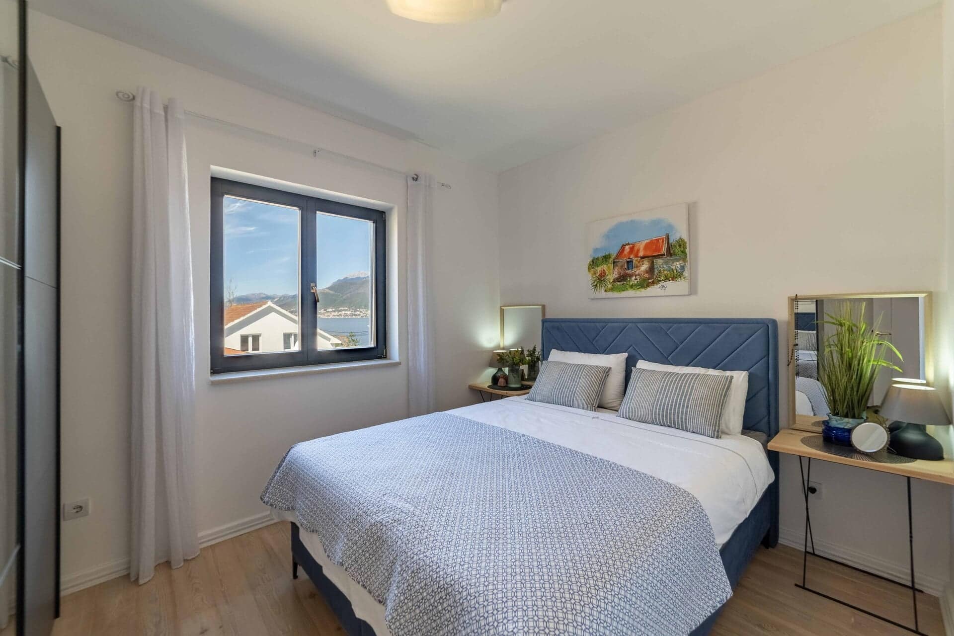 Krasici 3bdr Waterfront Duplex Apartment (15)