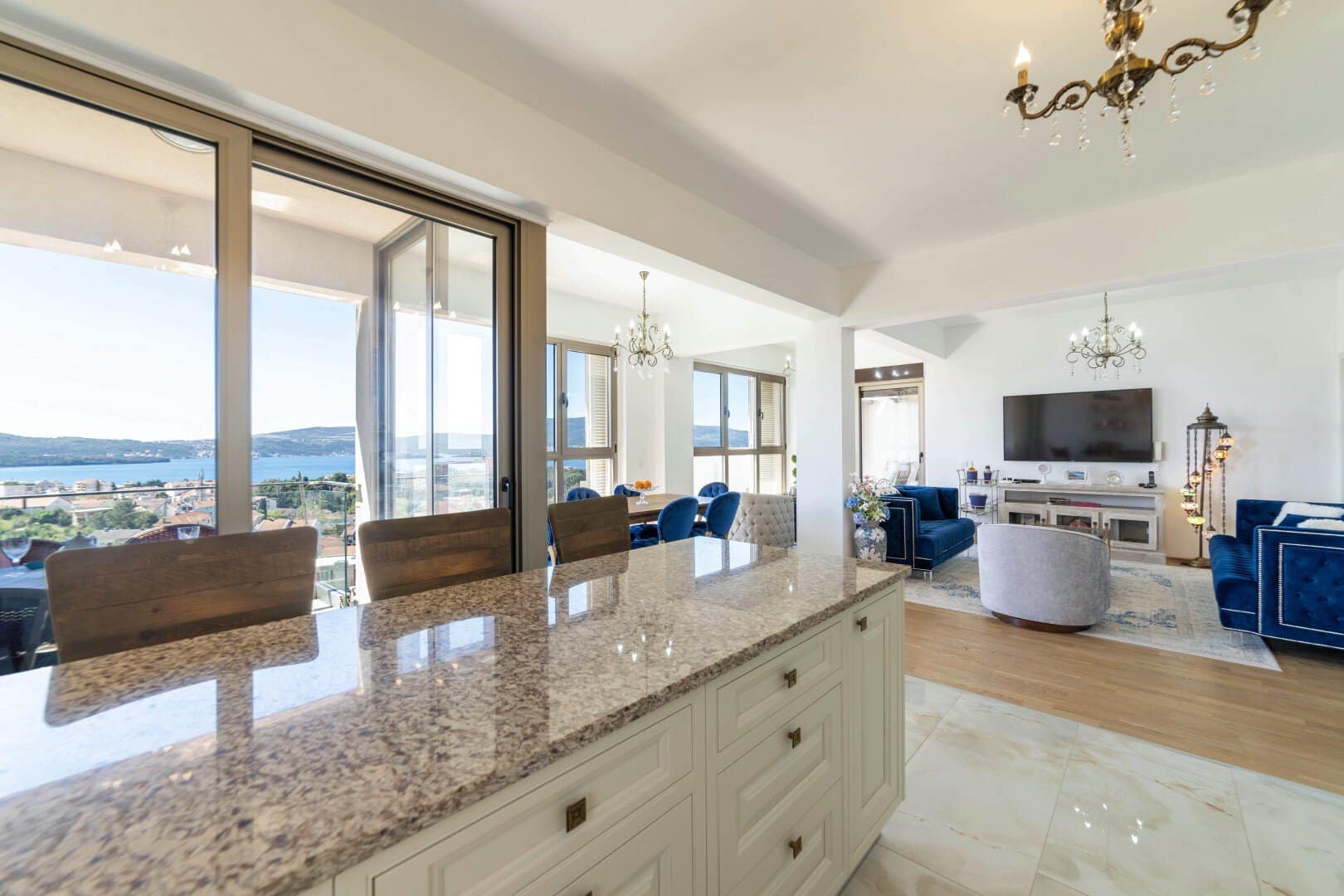 Tivat 3bdr Sea View Apartment (9)