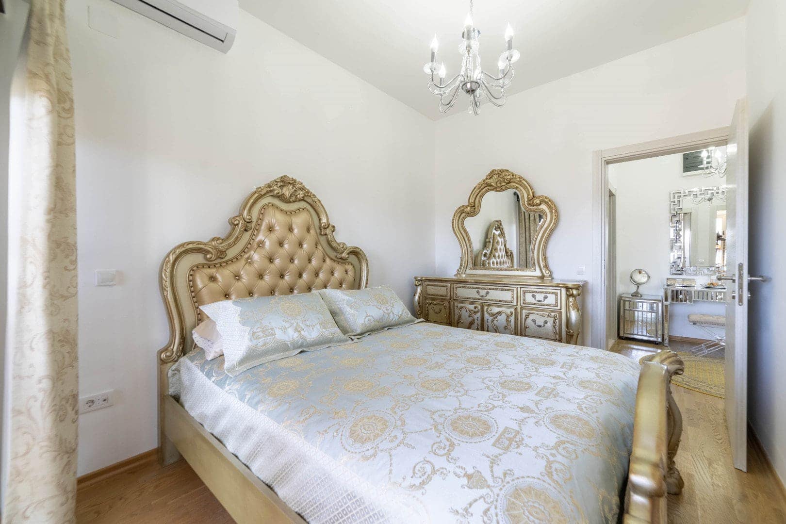 Tivat 3bdr Sea View Apartment (15)