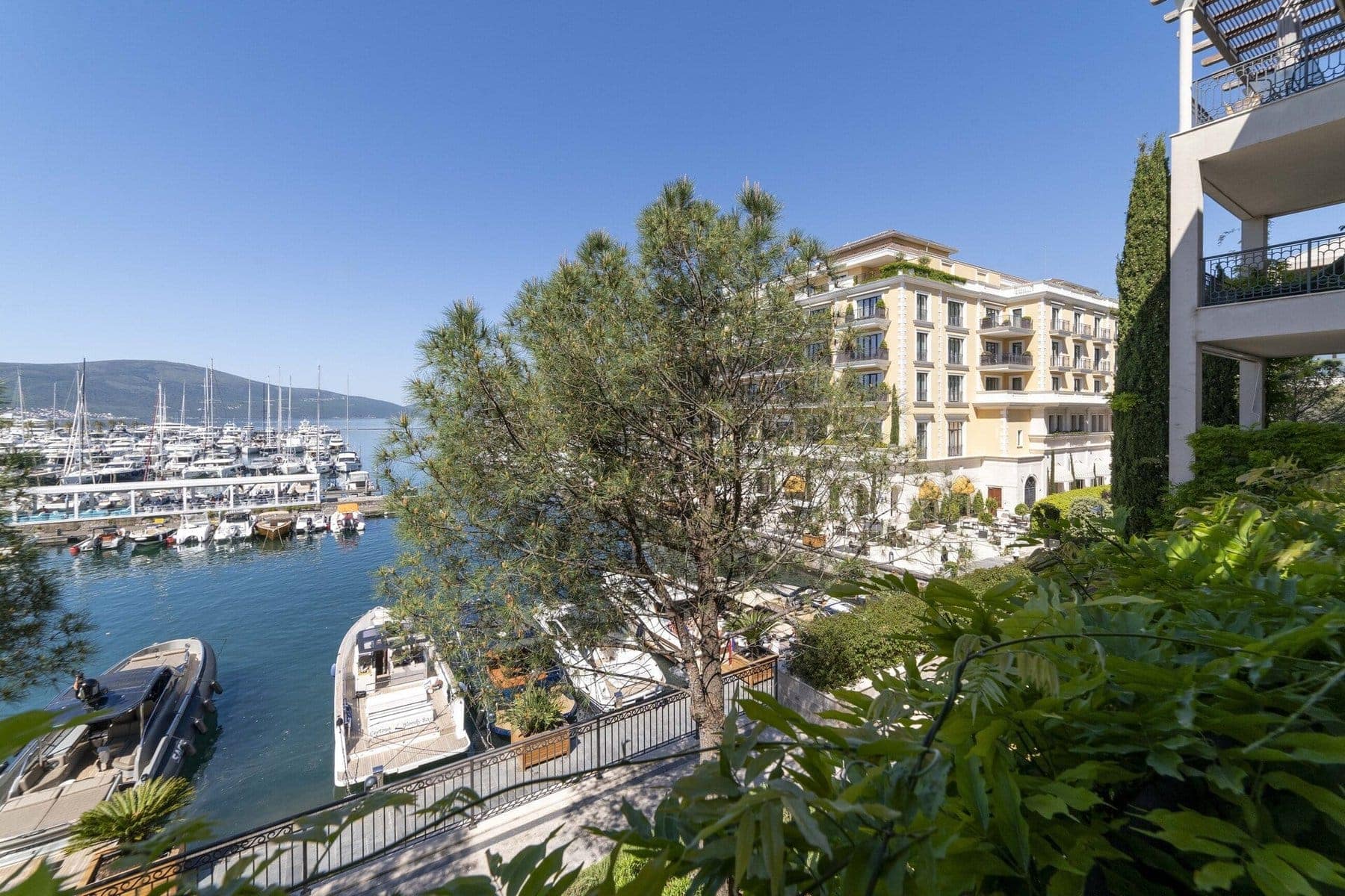 Waterfront 2bdr Apartment Tara (14)