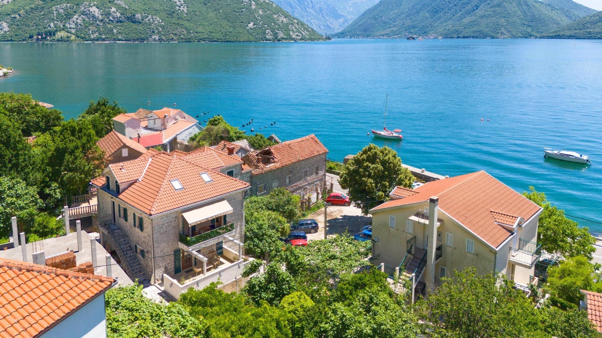 3bdr Seafront Apartment, Strp, Котор