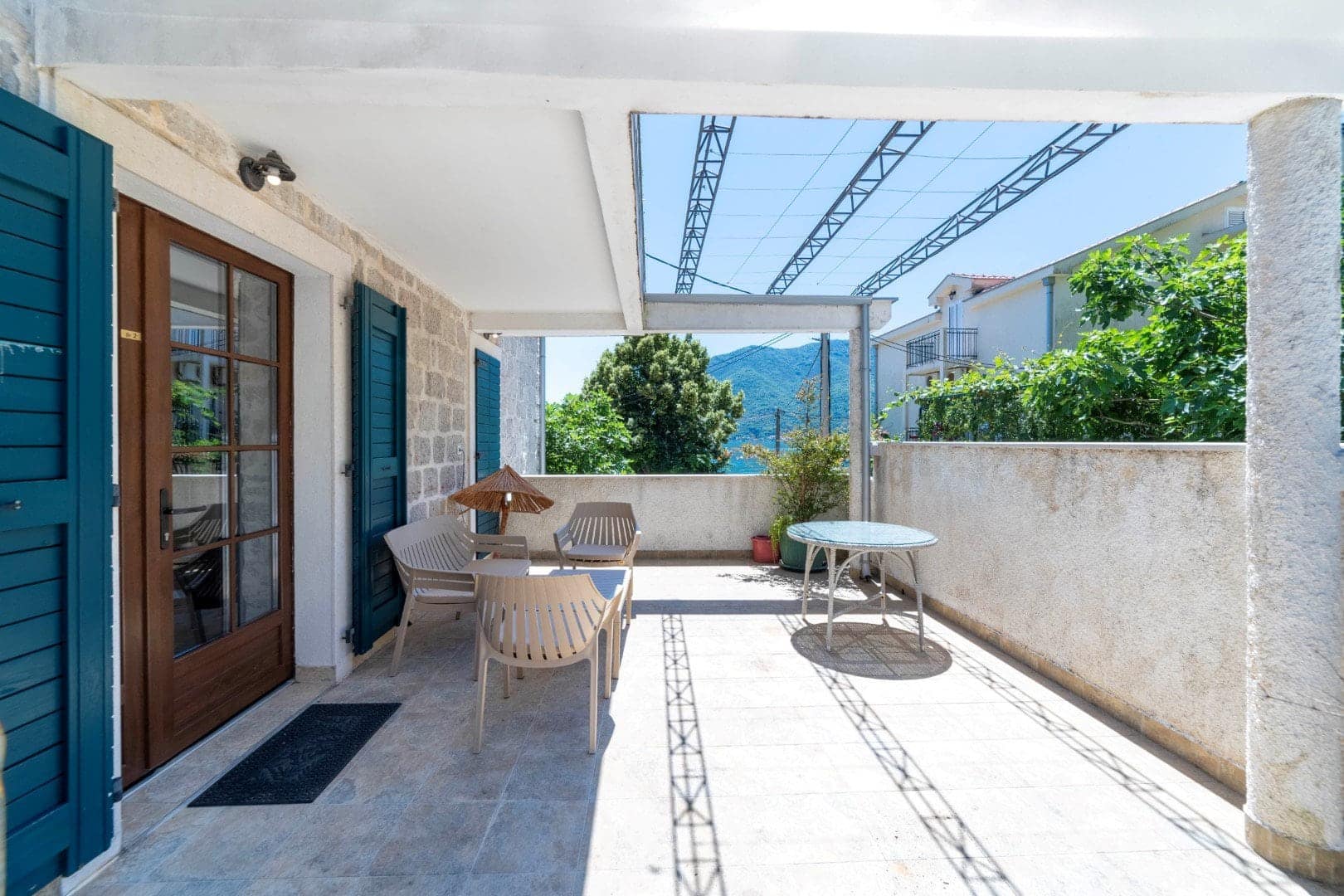 3bdr Seafront Apartment, Strp (4)