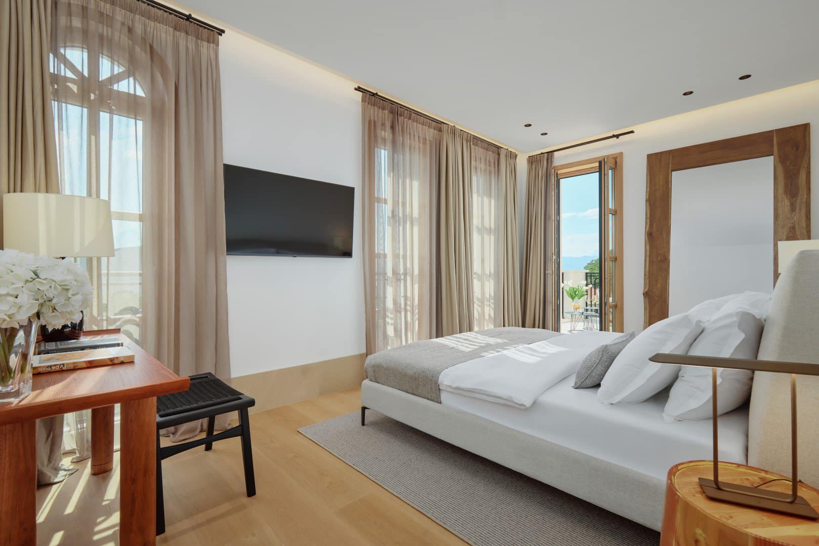 Exclusive Complex Of Three Villas, Budva (8)