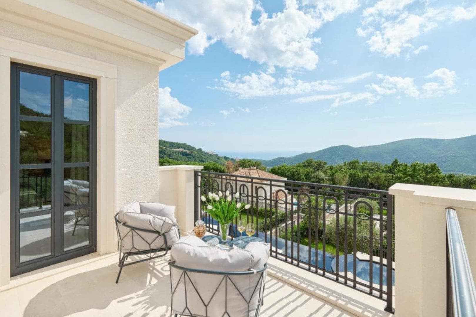 Exclusive Complex Of Three Villas, Budva (10)