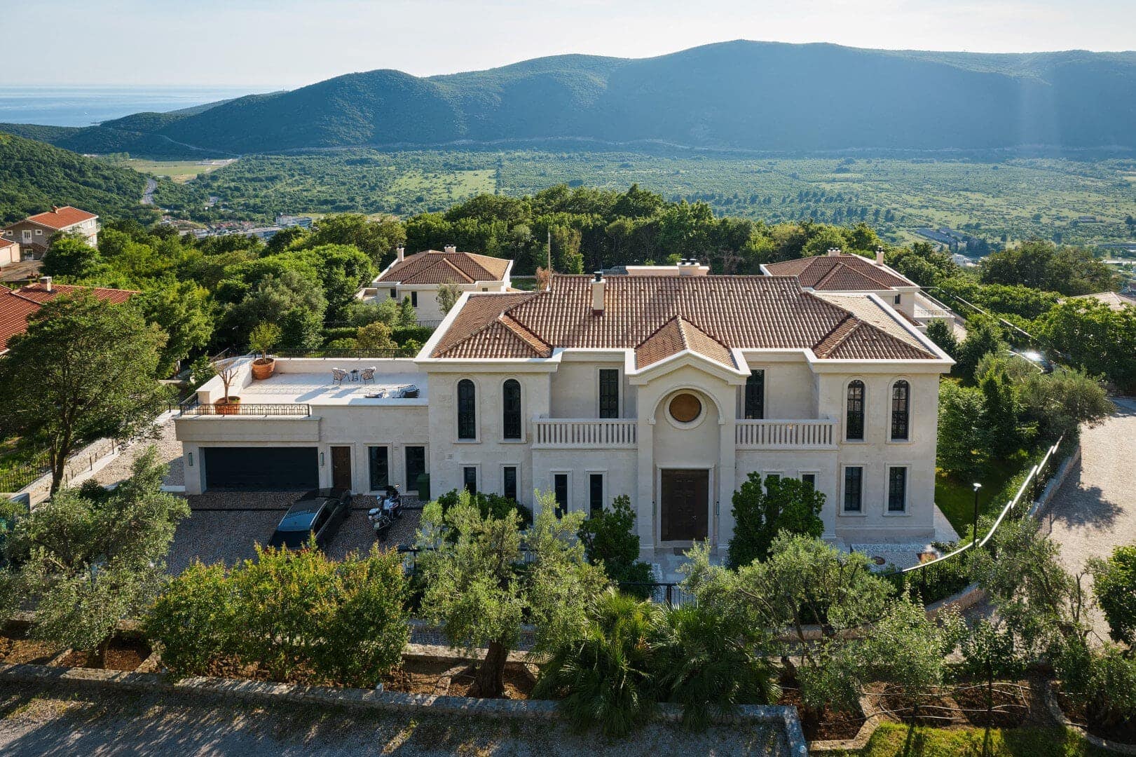 Exclusive Complex Of Three Villas, Budva (17)