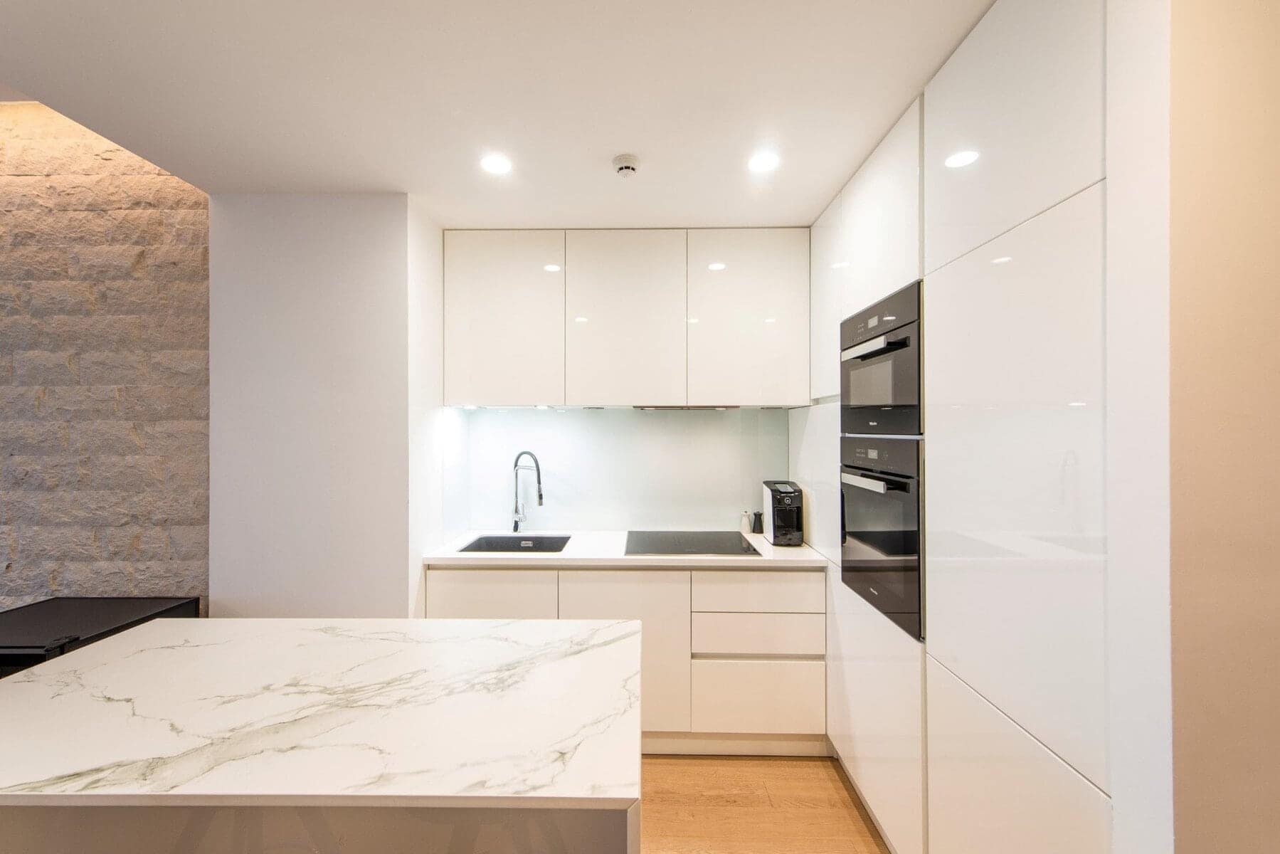 Dukley Residences One-bedroom Apartment, with a Sea View (5)