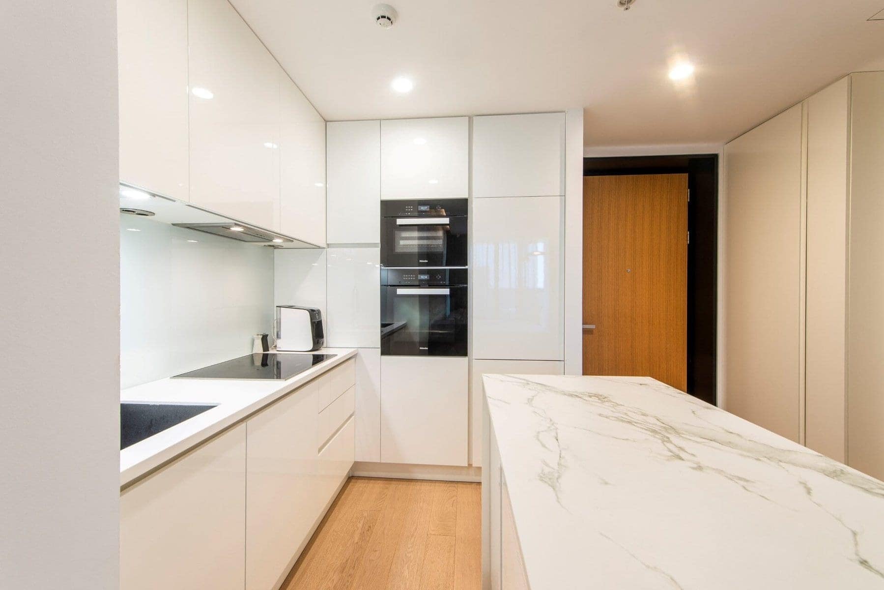 Dukley Residences One-bedroom Apartment, with a Sea View (7)