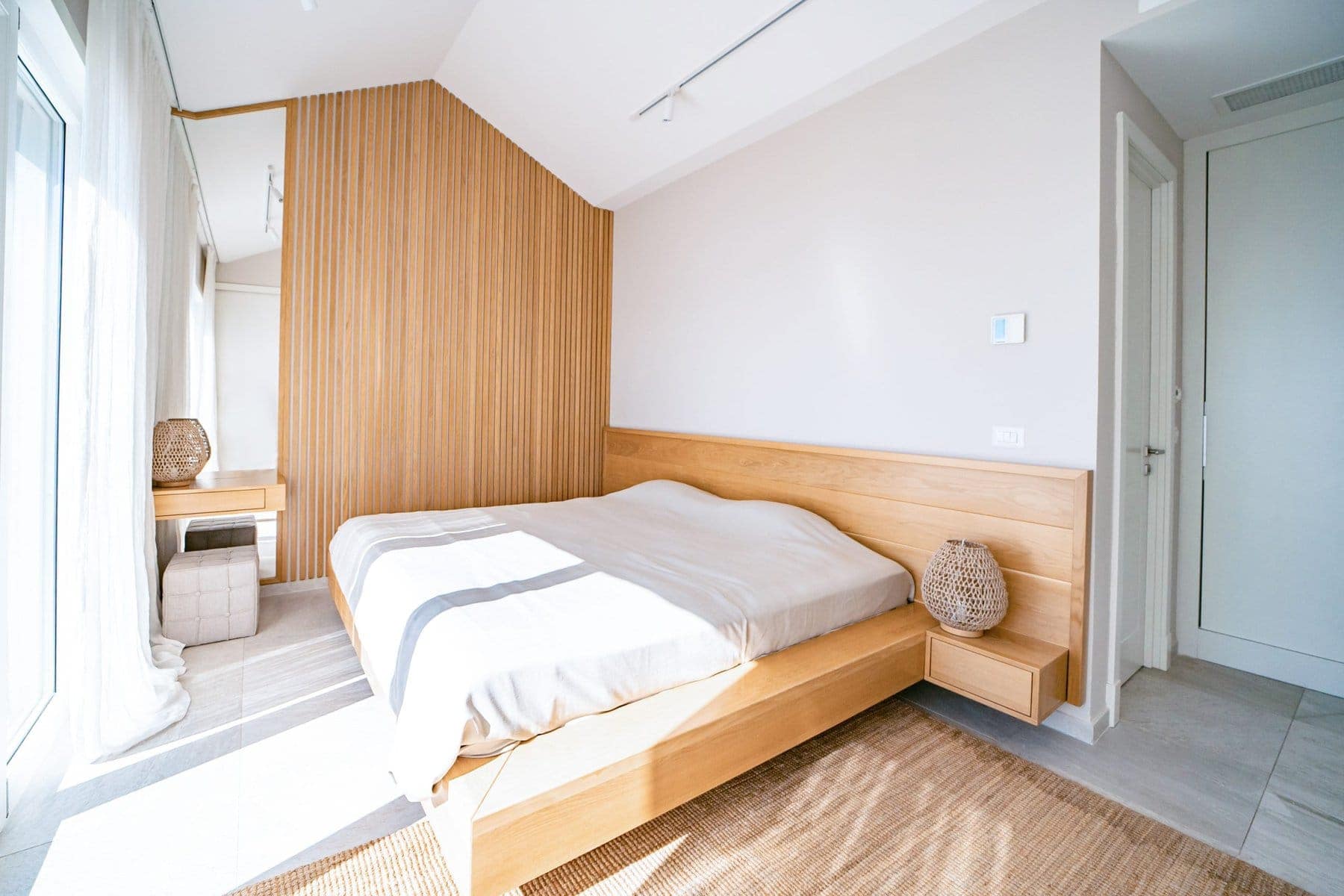 Four-bedroom furnished Apartment, Lustica Bay (9)