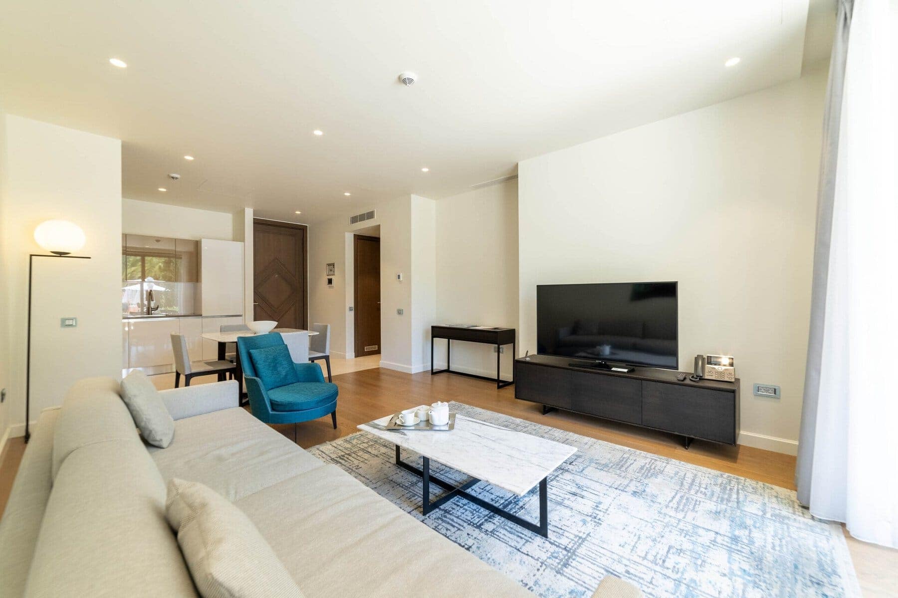 Portonovi 1bdr Apartment with Direct Access to a Swimming Pool (5)