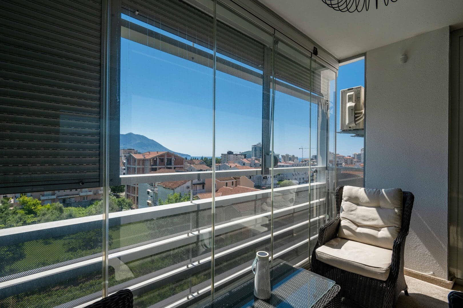Luxurious 1bdr Apartment, Budva (10)