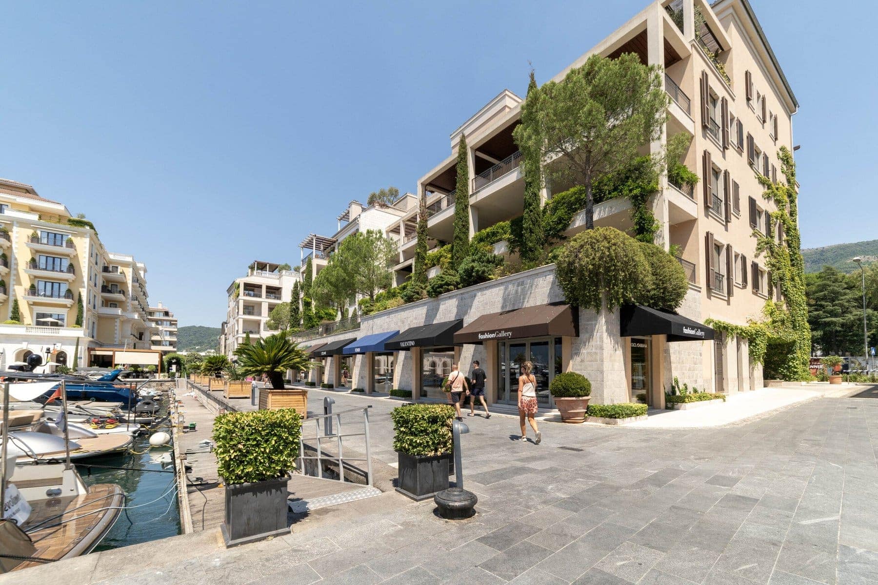 Tara 3bdr Waterfront Apartment, Тиват · Porto Montenegro