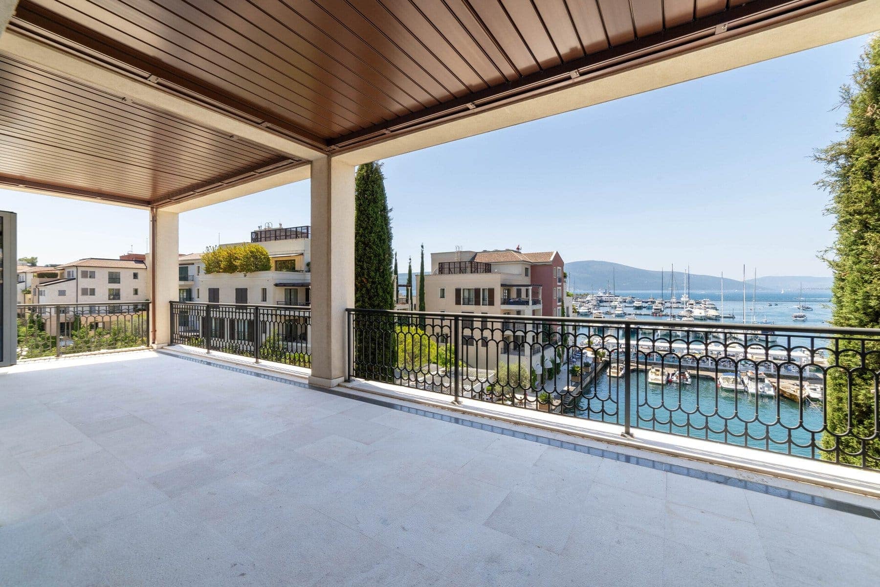 Tara 3bdr Waterfront Apartment (4)