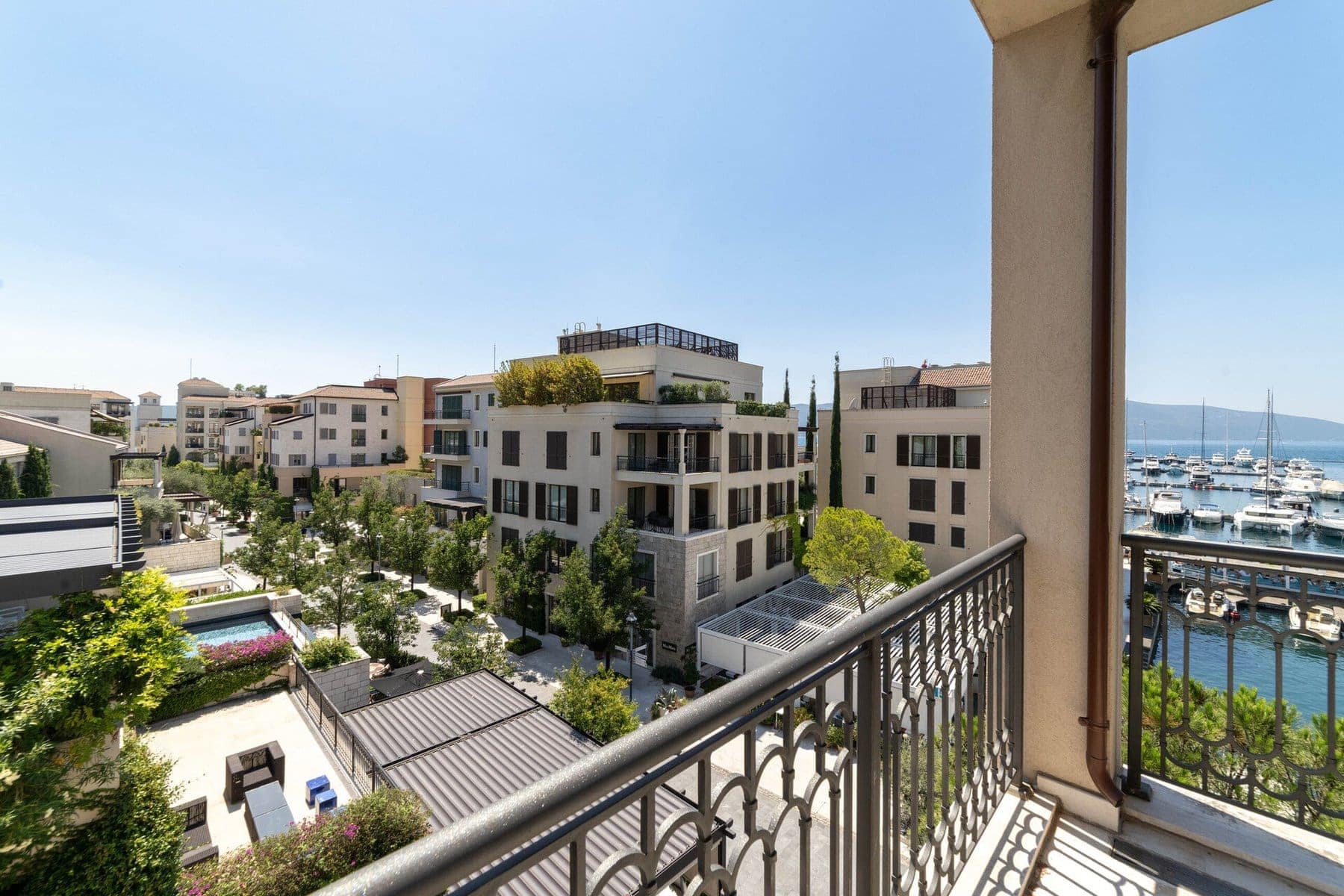 Tara 3bdr Waterfront Apartment (5)