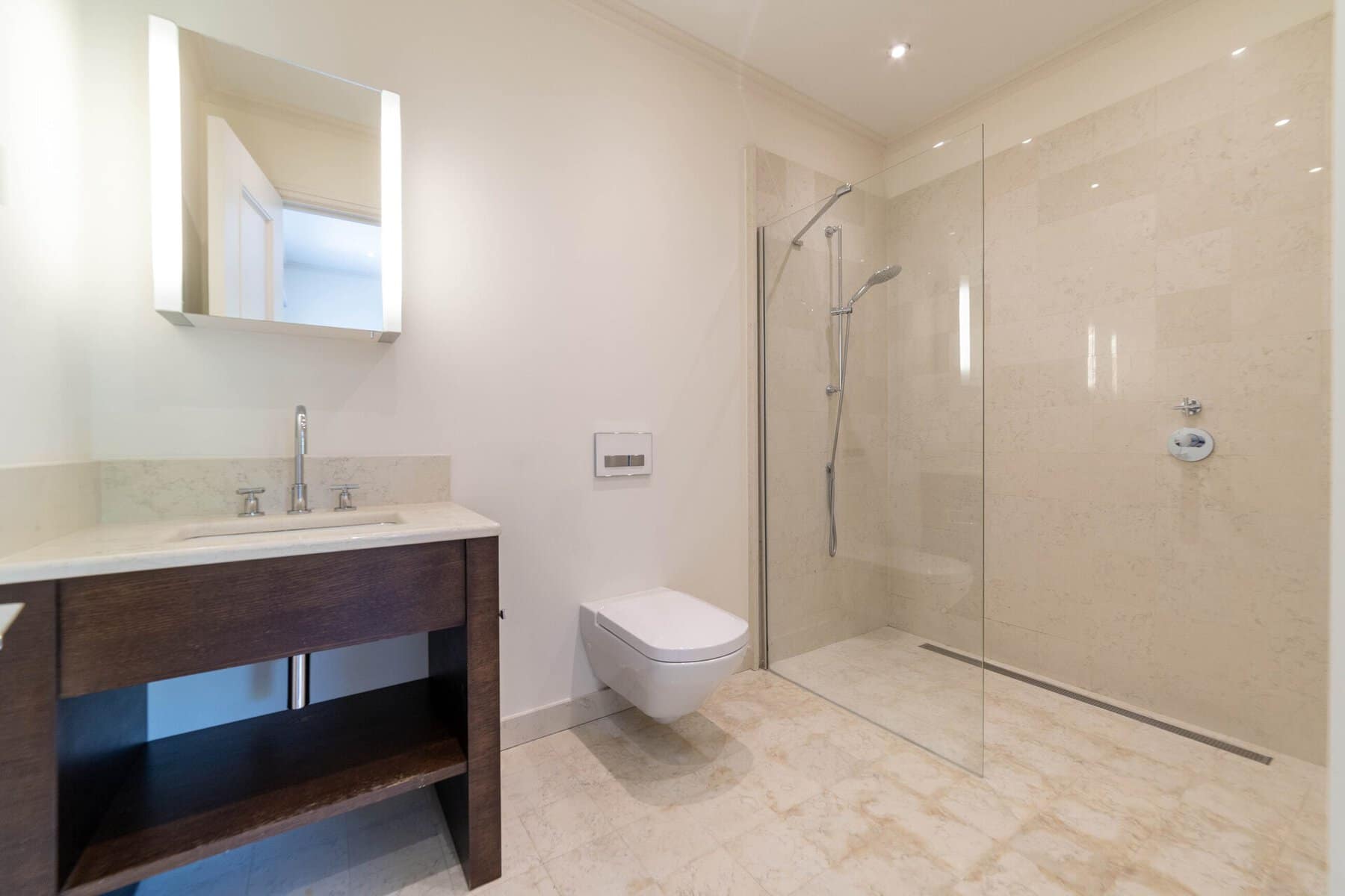Tara 3bdr Waterfront Apartment (18)