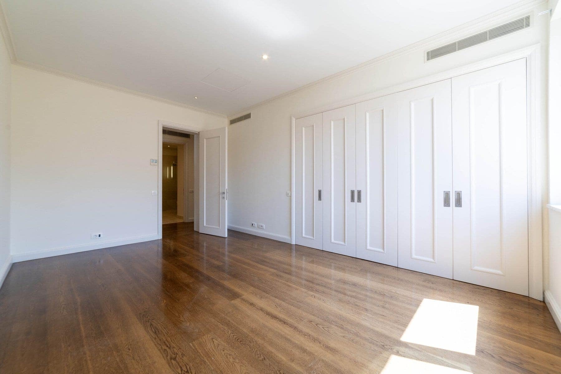 Tara 3bdr Waterfront Apartment (20)