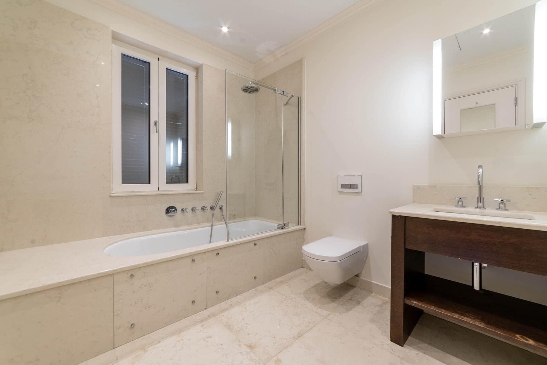 Tara 3bdr Waterfront Apartment (21)