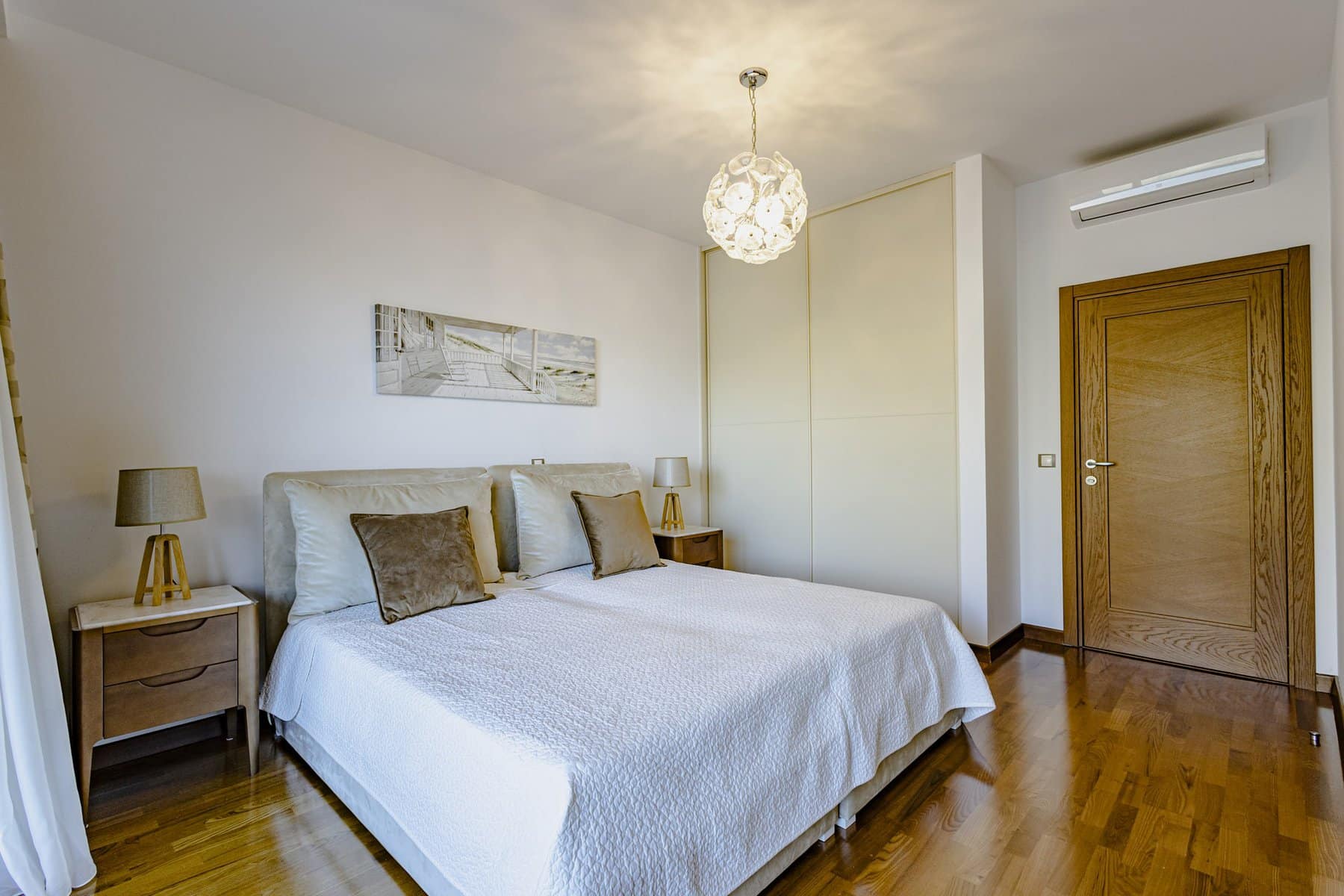 Villa with a panoramic sea view and a swimming pool, Stoliv (15)