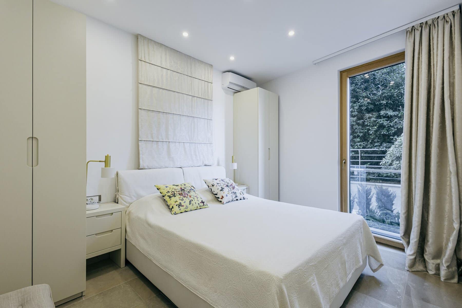 Villa with a panoramic sea view and a swimming pool, Stoliv (17)