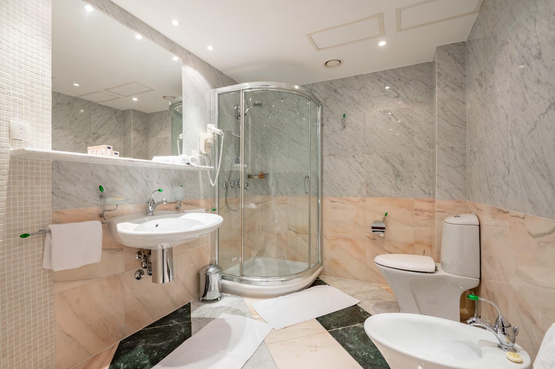 A complex of Two Luxury Villas, Sveti Stefan (20)