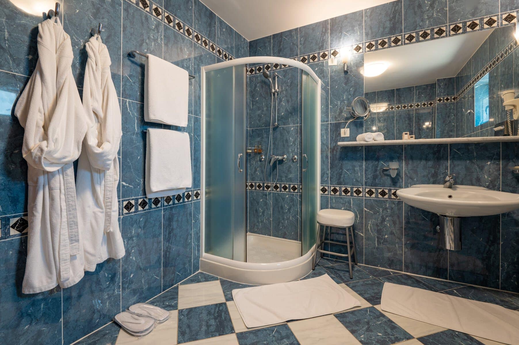 A complex of Two Luxury Villas, Sveti Stefan (25)