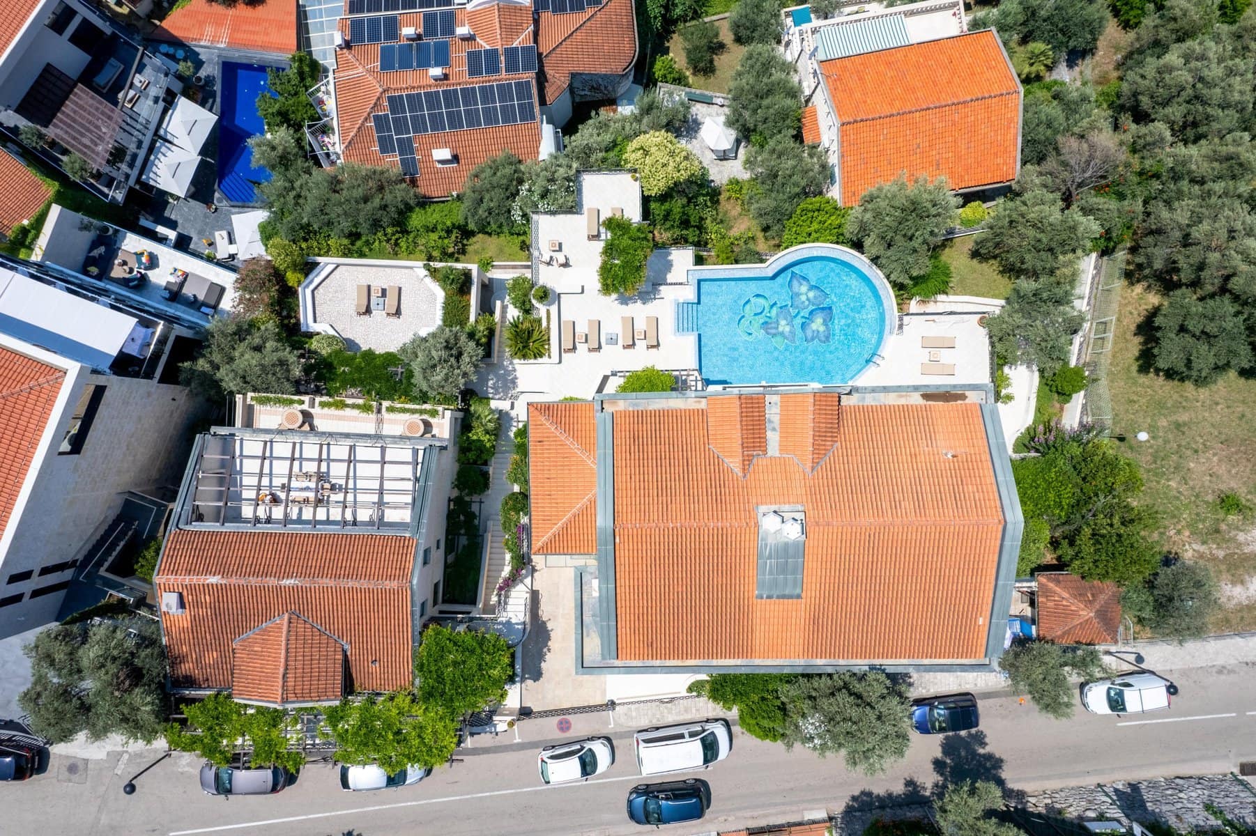 A complex of Two Luxury Villas, Sveti Stefan (44)