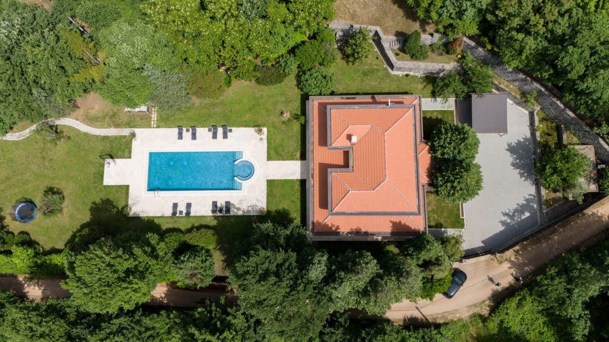 Luxury family villa Podgorica (13)