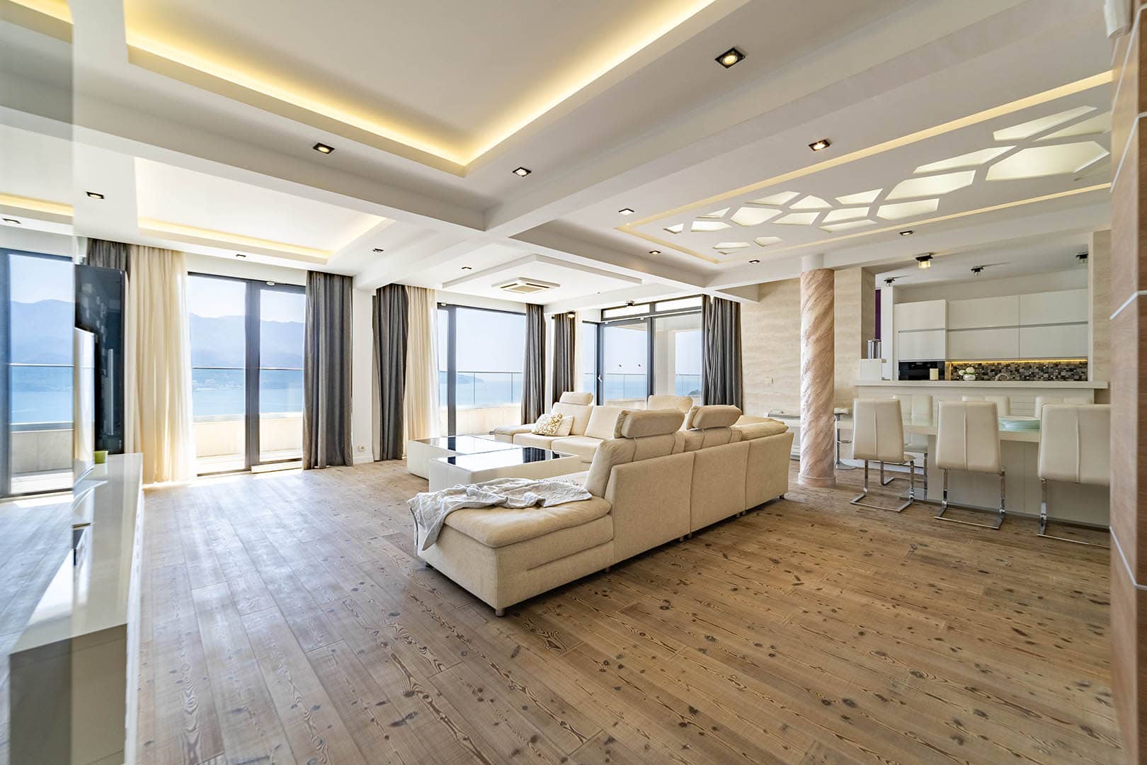 Exclusive 4-bdr apartment, Becici (6)