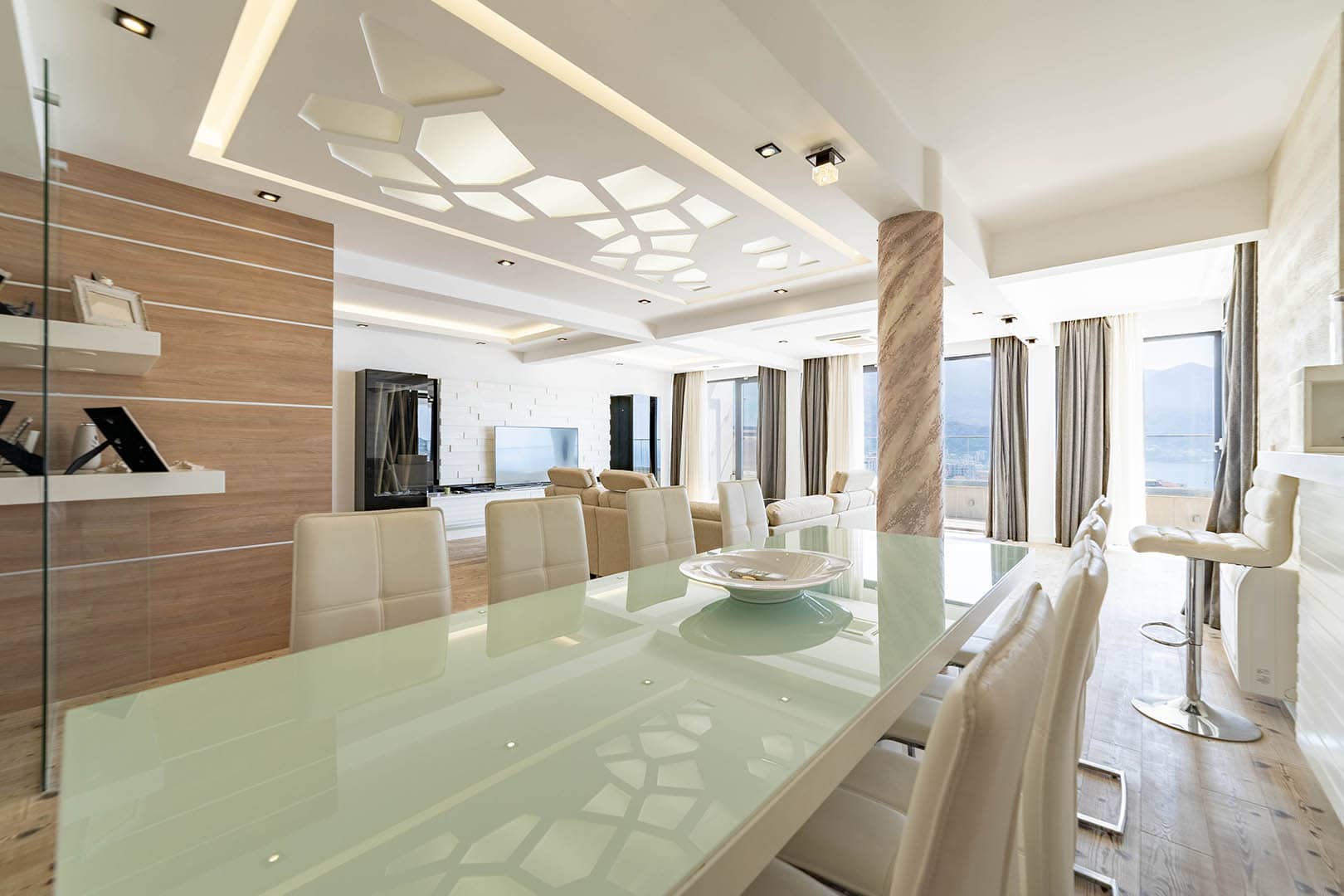 Exclusive 4-bdr apartment, Becici (8)