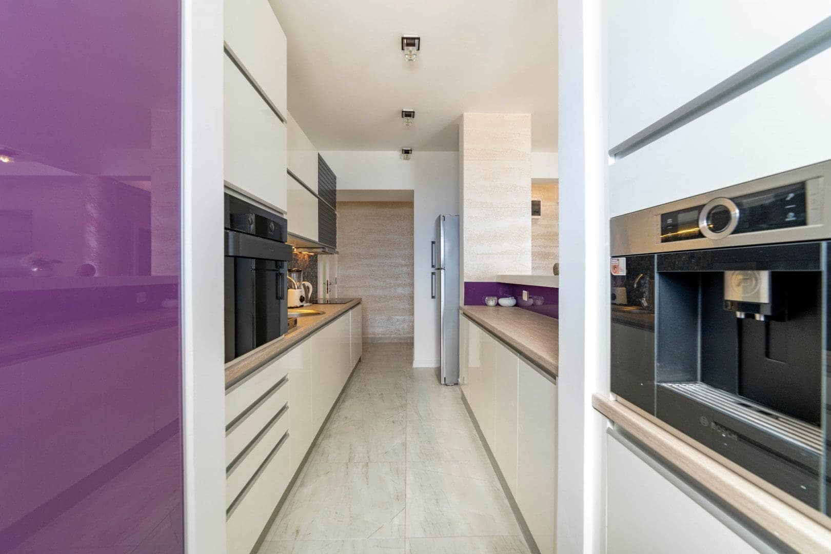 Exclusive 4-bdr apartment, Becici (9)