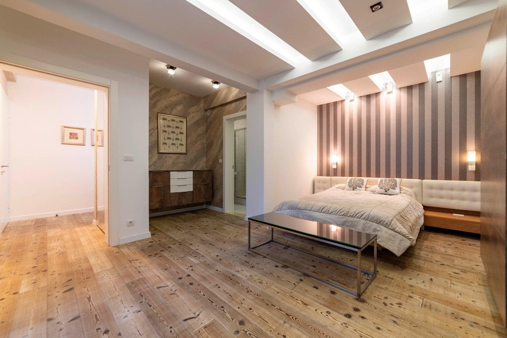 Exclusive 4-bdr apartment, Becici (11)