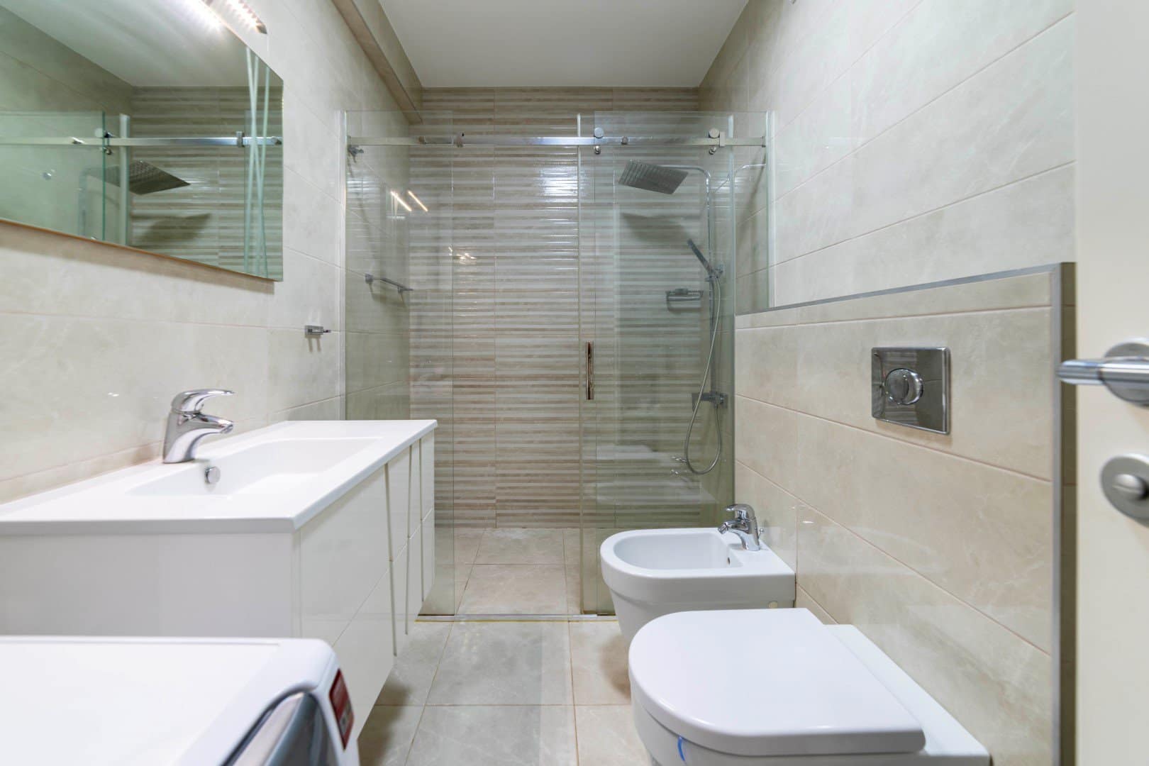 Exclusive 4-bdr apartment, Becici (15)