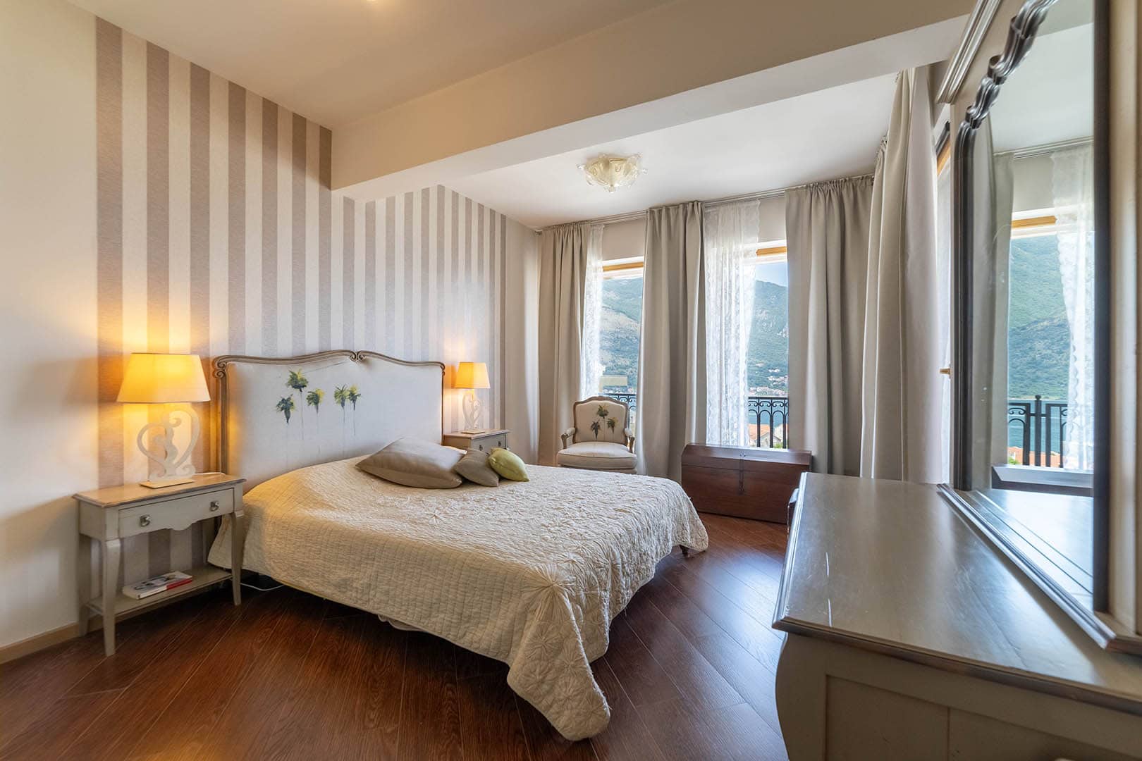Exclusive apartments with panoramic sea view, Dobrota (17)